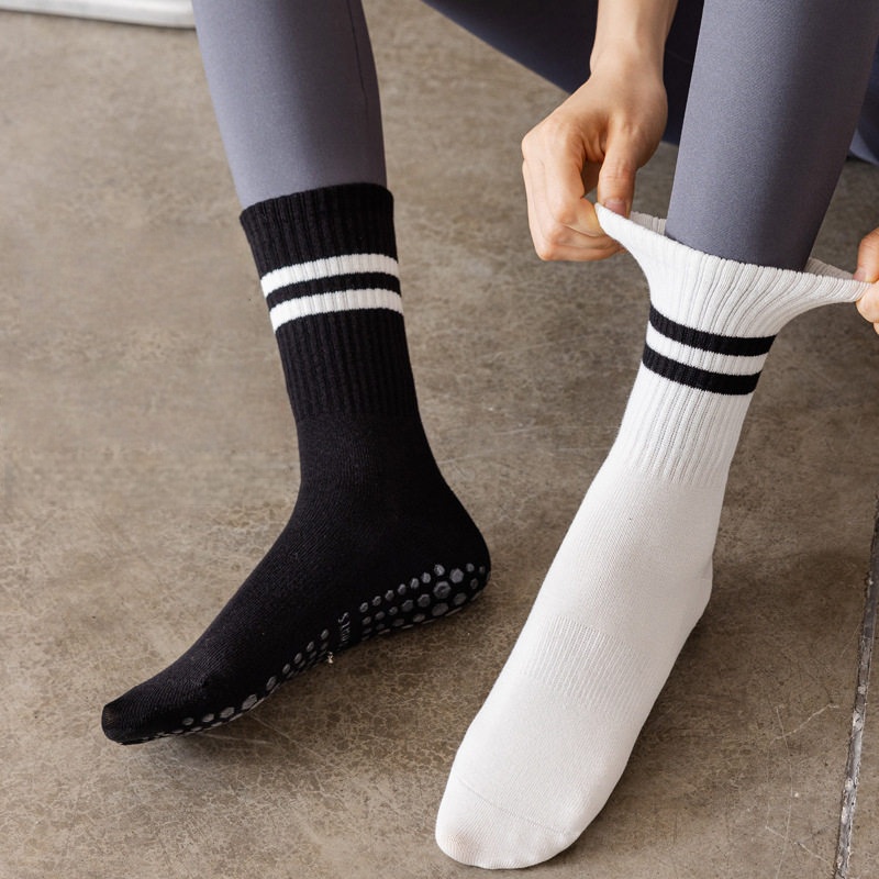 Women Non Slip Yoga Socks, Gri - No Show Sock Women avaliação e preço